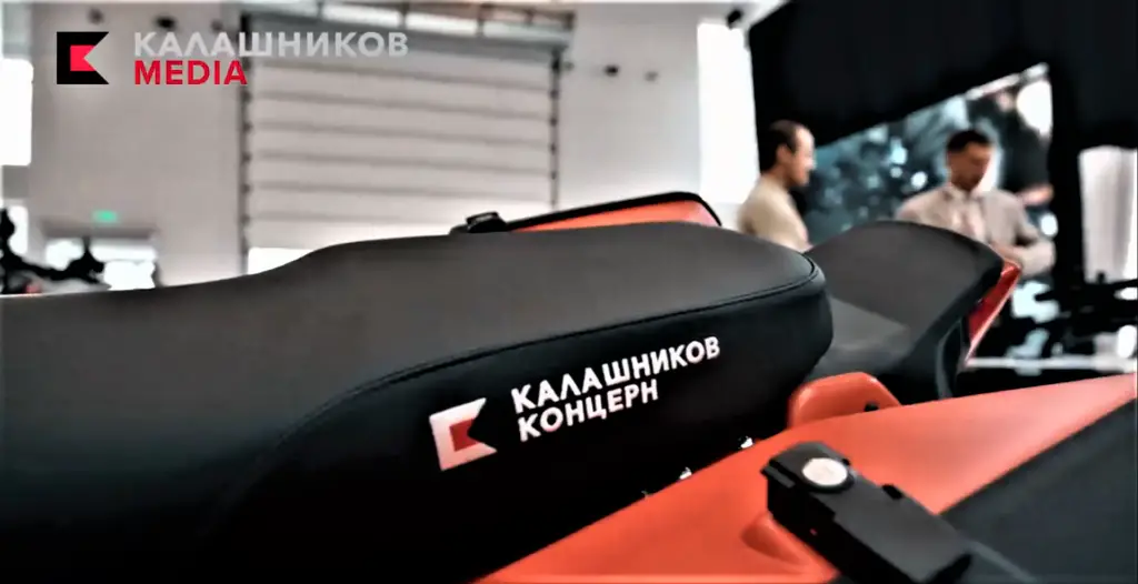 Kalashnikovs-UM-1-electric-adventure-bike-rear-seat