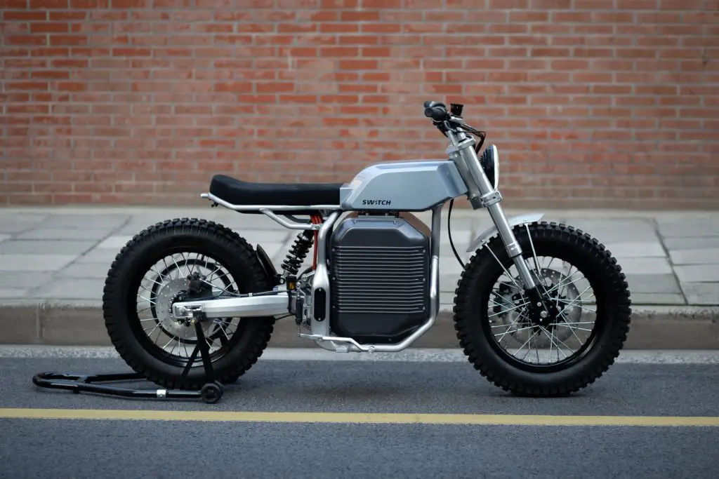 Switch-eScrambler-electric-motorcycle-lateral-shot
