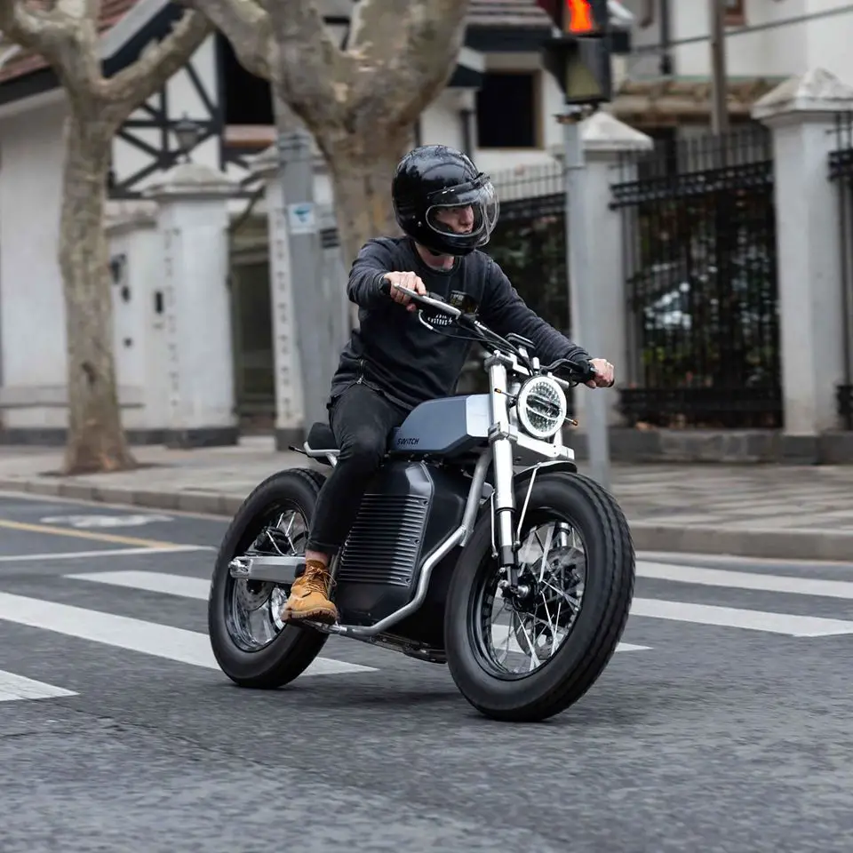 Switch-eScrambler-electric-motorcycle-profile-shot