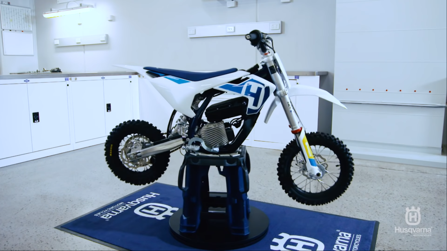 Husqvarna EE 5 Kids Electric Motocross Dirt Bike Review