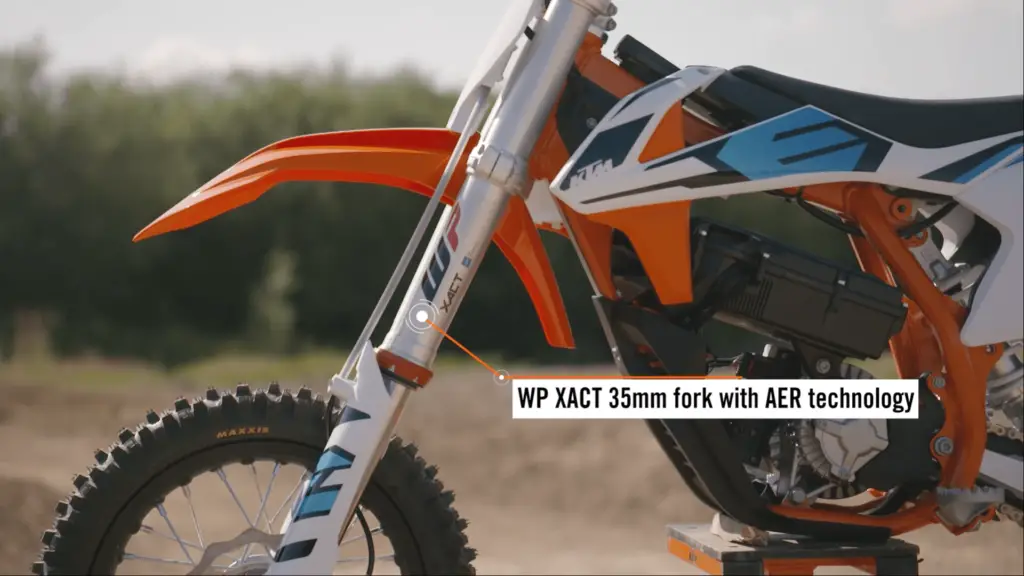 KTM-SX-E5-Kids-electric-motocross-dirt-bike-front-half-4