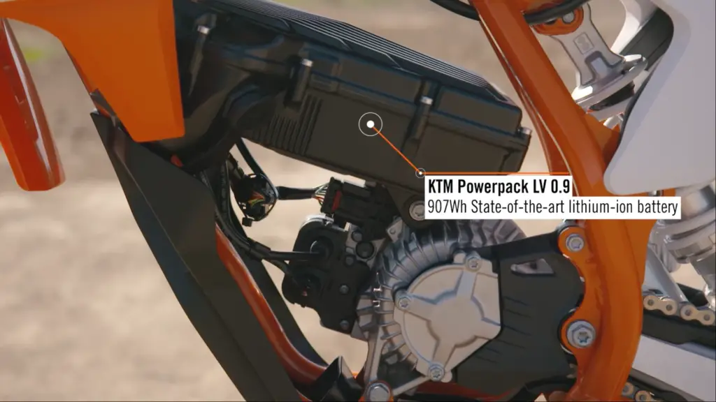 KTM-SX-E5-Kids-electric-motocross-dirt-bike-motor-compartment