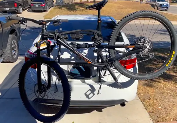 "best trunk mounted bike rack"