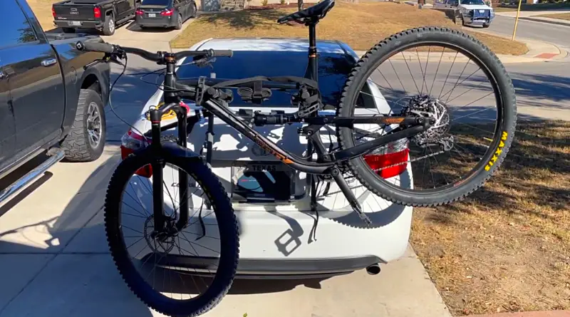 "best trunk mounted bike rack"