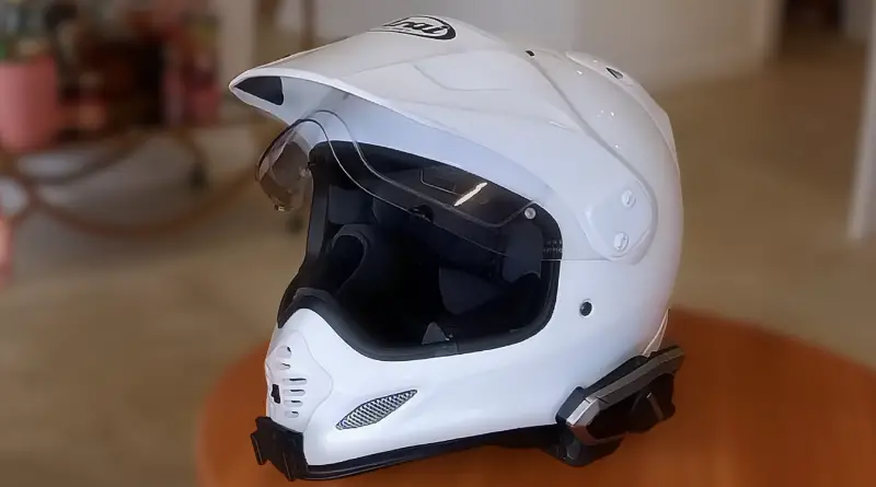 "best adventure motorcycle helmet"