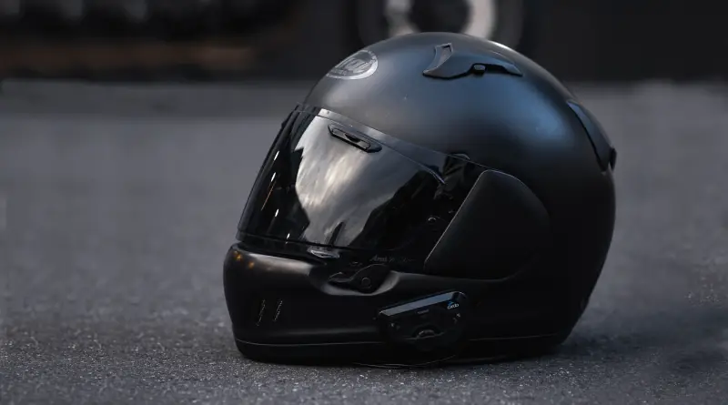 "How does Bluetooth work in a motorcycle helmet?"